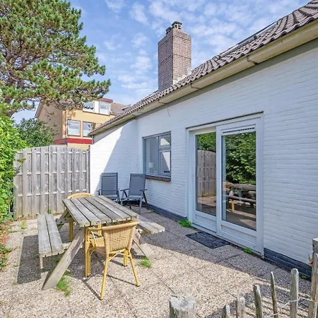 Brink 32a - Castor De Koog (Texel)