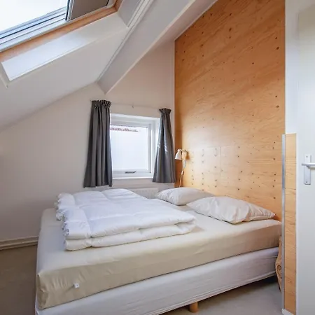 Daire Brink 32a - Castor